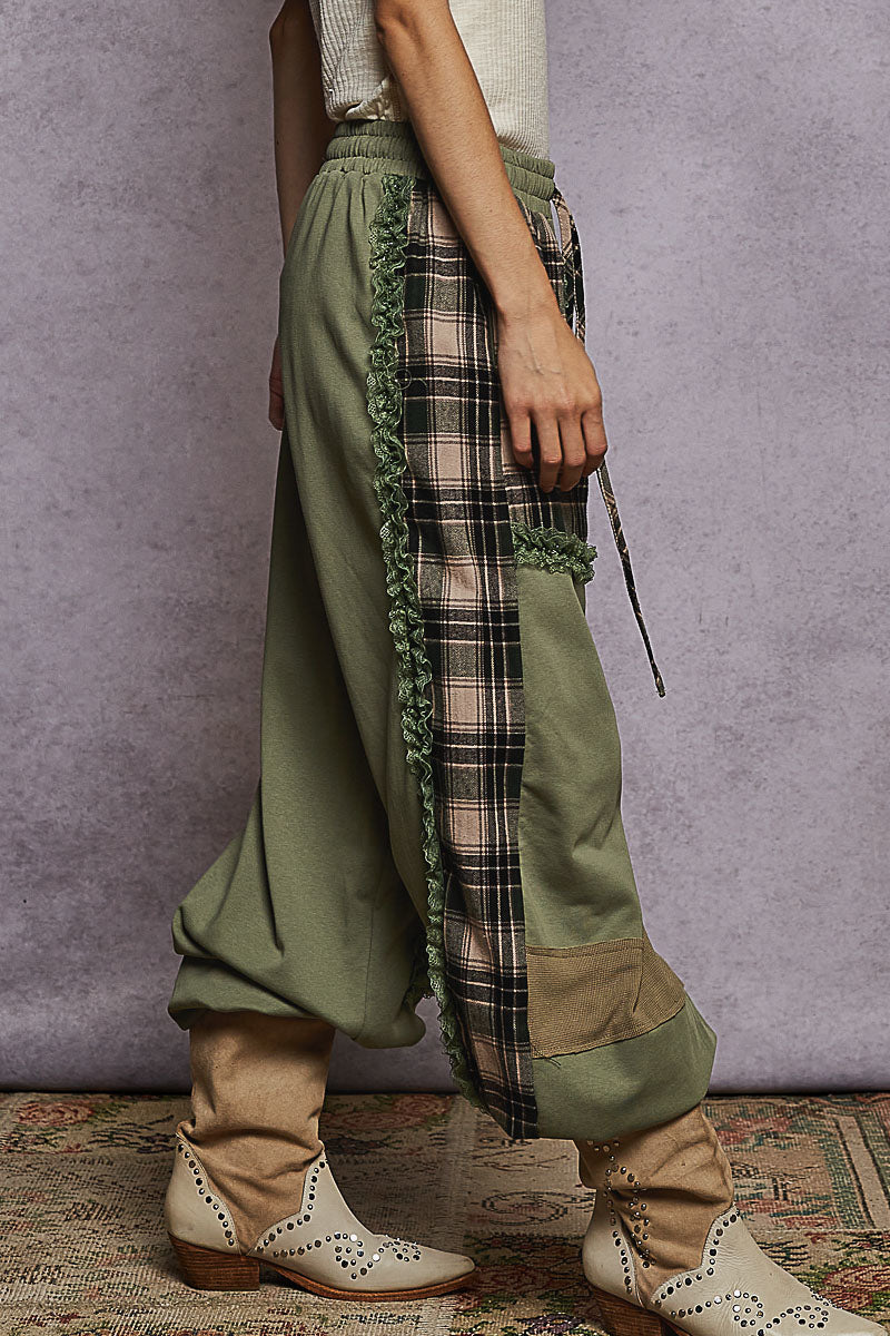 POL Plaid Contrast French Terry Jogger Pants