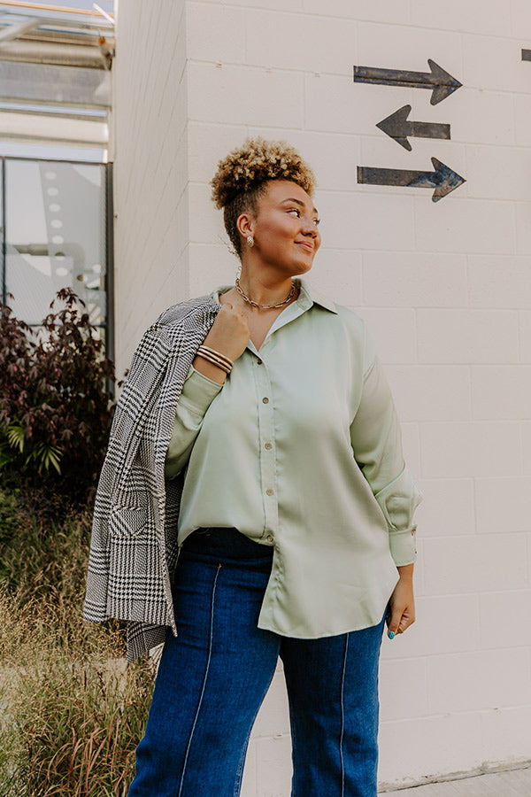 Simply Charmed Button Up In Pear Curves