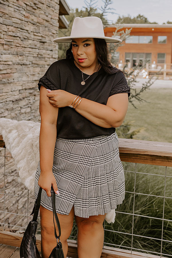 VIP Outing Shift Top in Black Curves