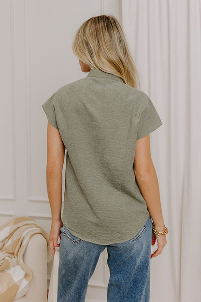 Chic And Simple Shift Top
