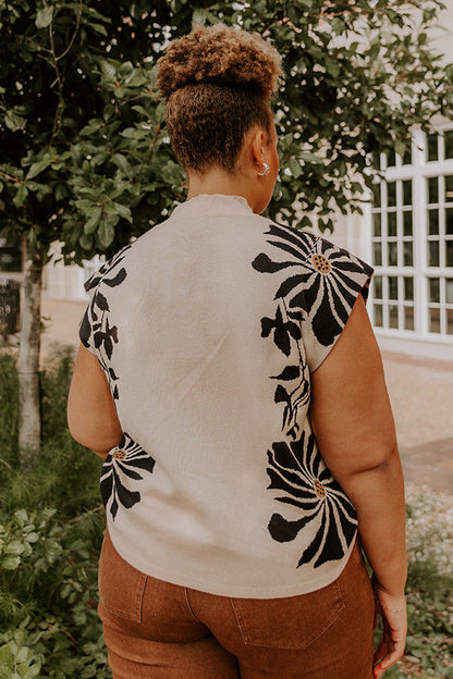 City Bloom Floral Knit Top in Iced Latte Curves