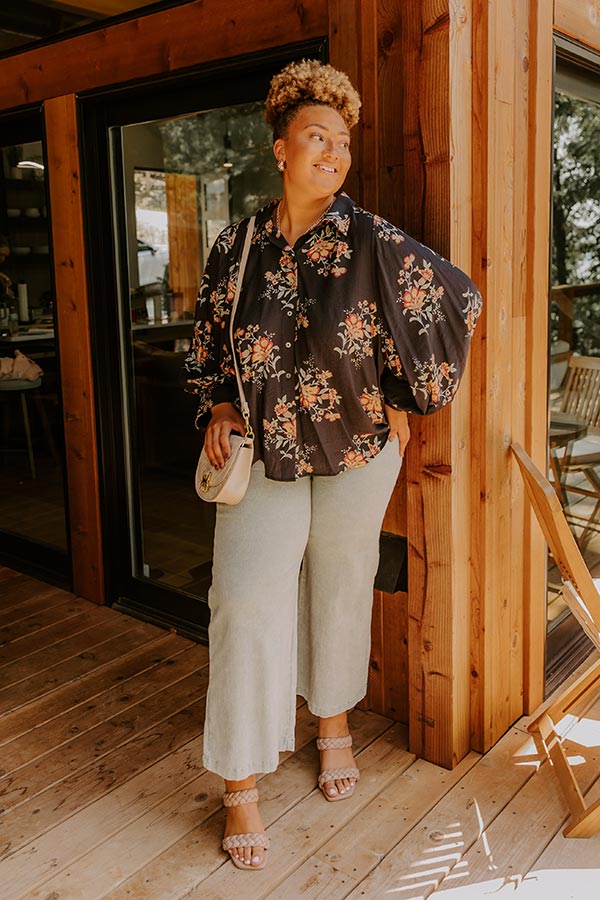 Harvest Bloom Floral Button Up Top in Black Curves