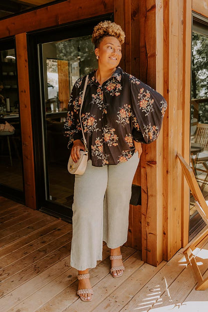 Harvest Bloom Floral Button Up Top in Black Curves