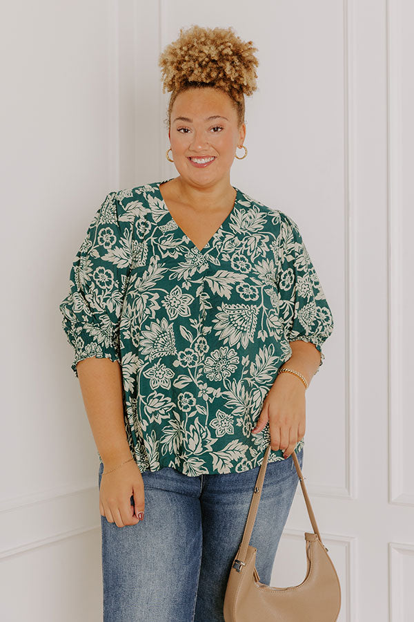Mystic Garden Floral Top In Hunter Green Curves
