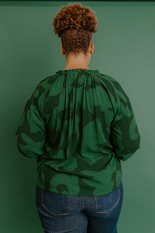 Soho Stroll Shift Top in Green Curves
