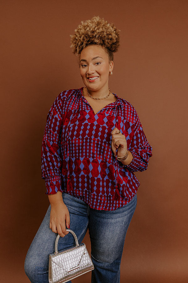 Soho Stroll Shift Top in Wine Curves