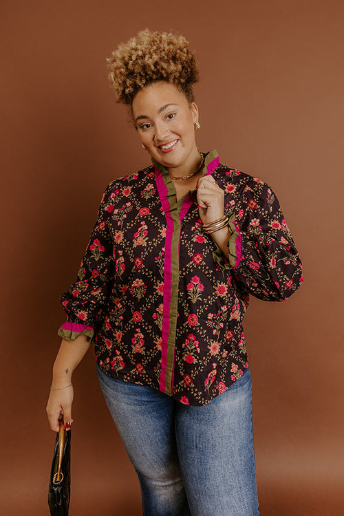 Park Avenue Poise Floral Top Curves