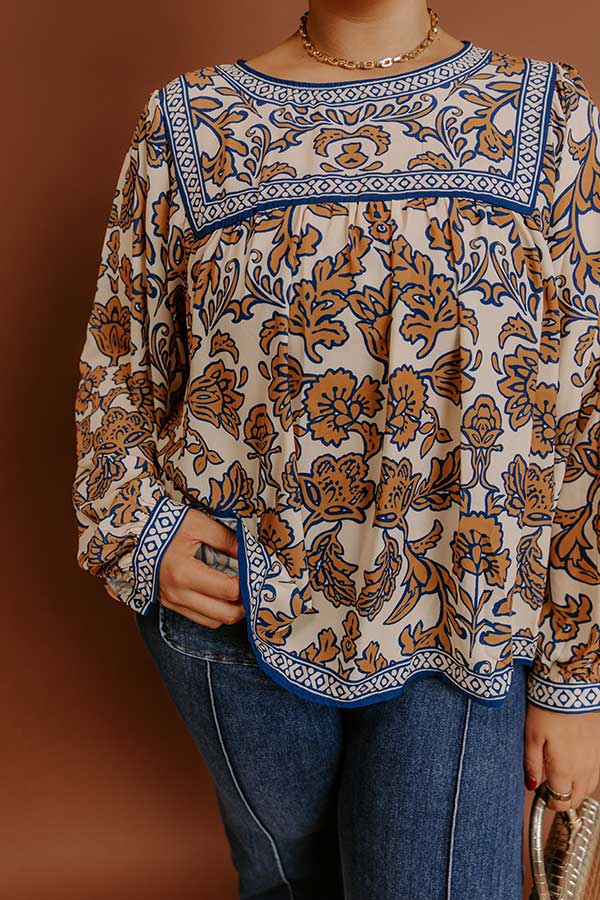Hidden Attraction Floral Top Curves