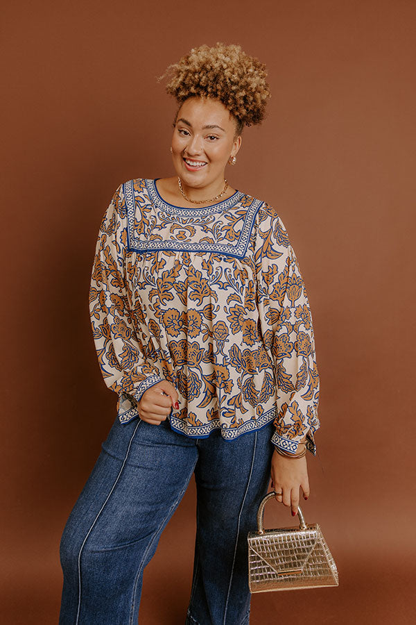 Hidden Attraction Floral Top Curves