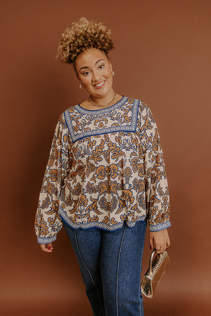 Hidden Attraction Floral Top Curves