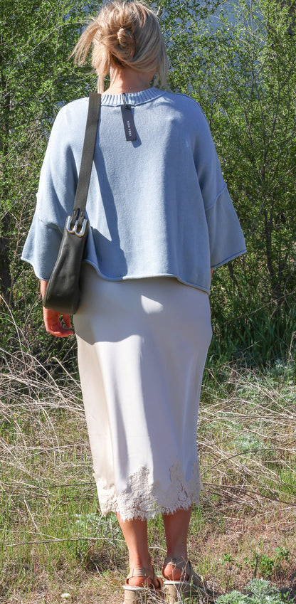 Solid Knit Round Neck L/s Sweater