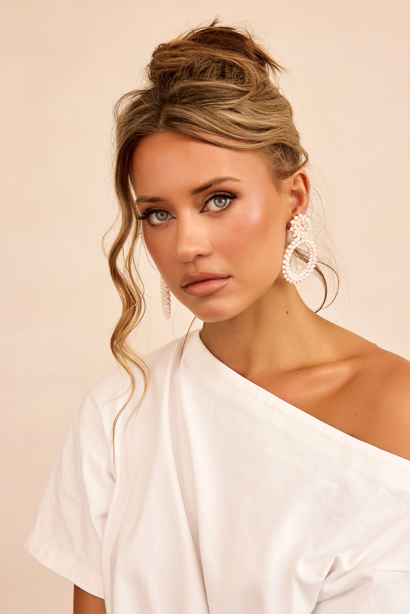 Halo Charm Earrings - Blush