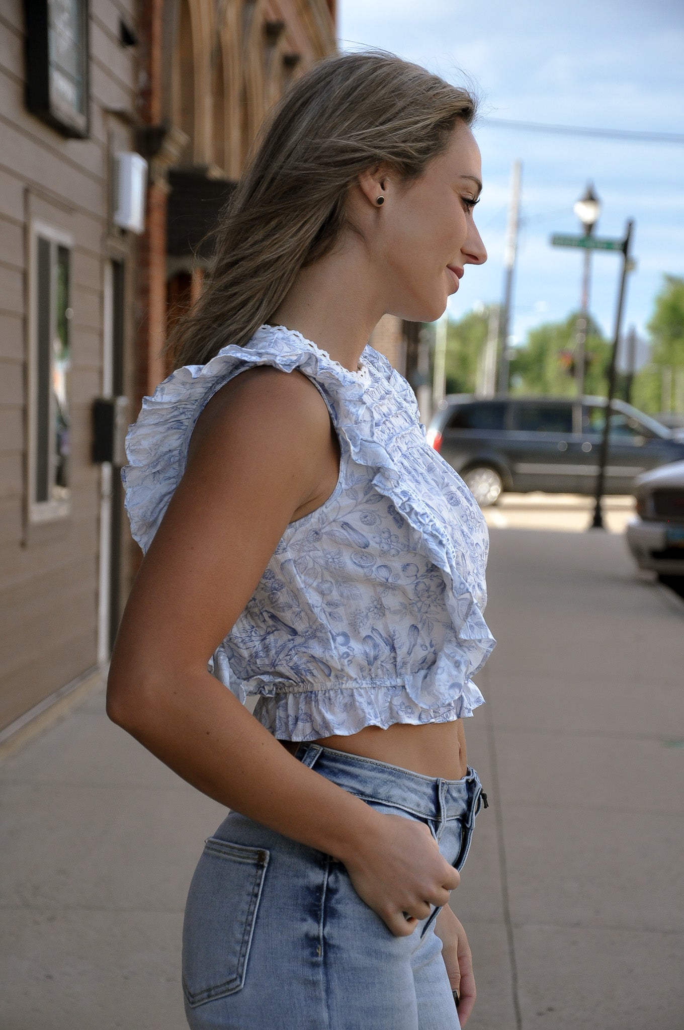 Floral Ruffled Pleated Sleeveless Top