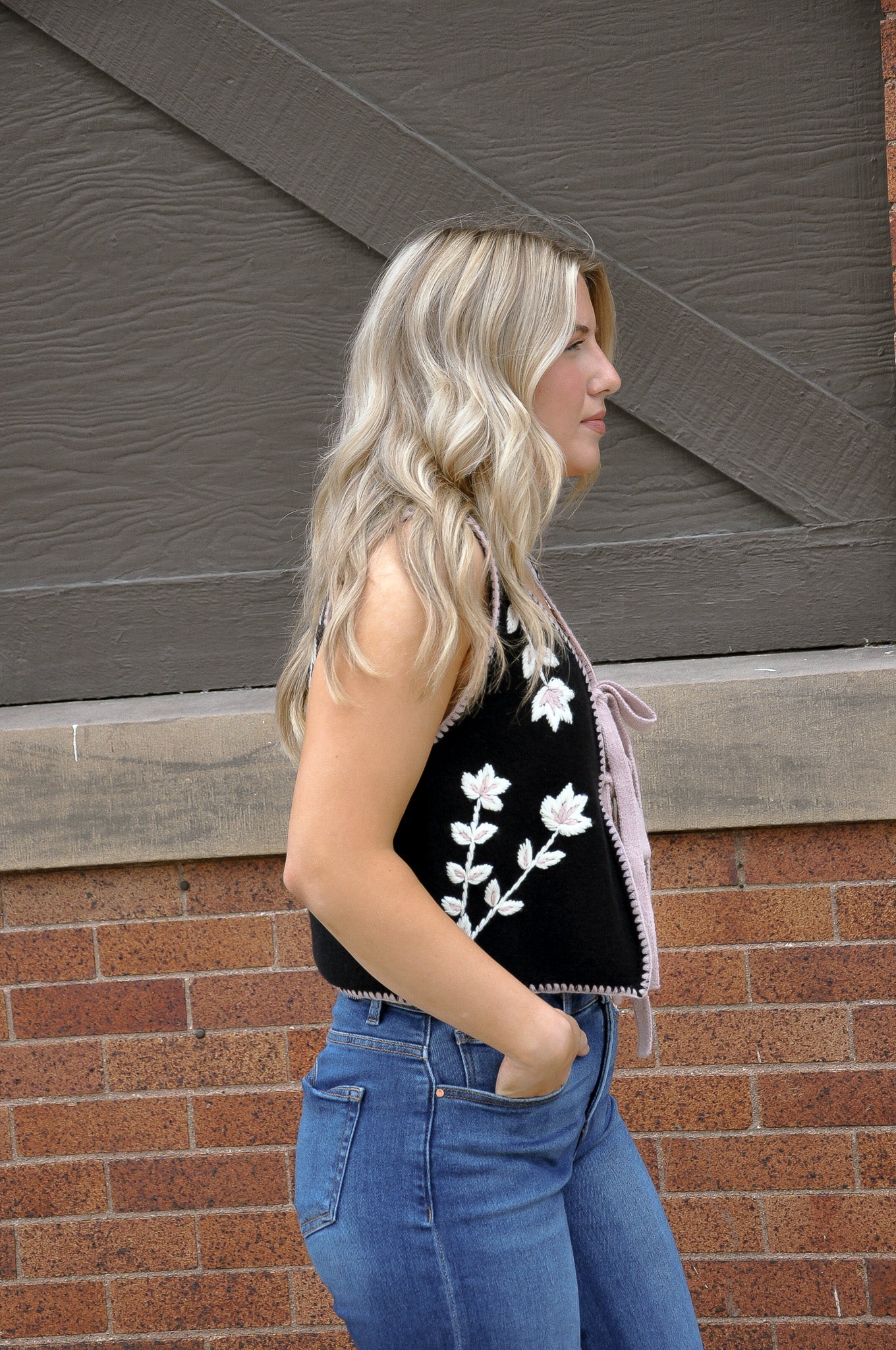 Floral Tie-front Knit Vest