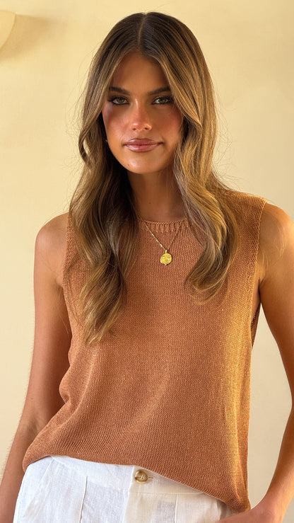 Fareeda Top - Rust
