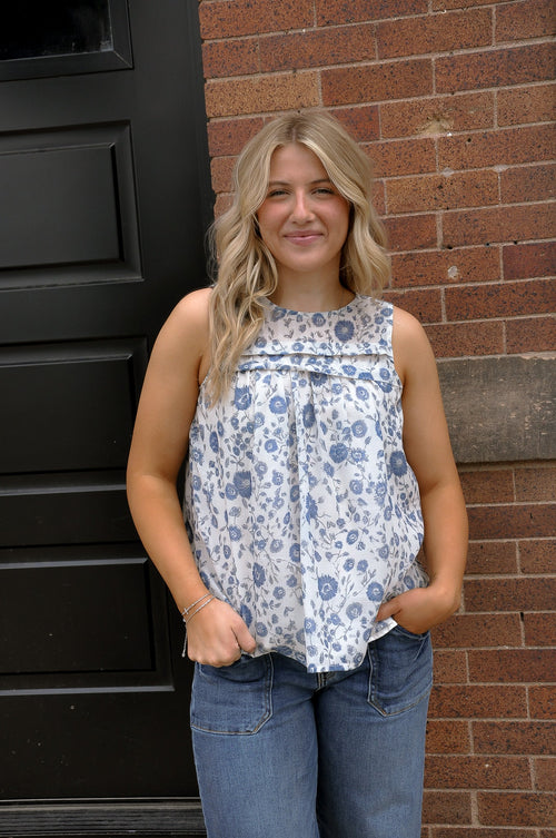 Round Neck Pleated Detailed Blouse