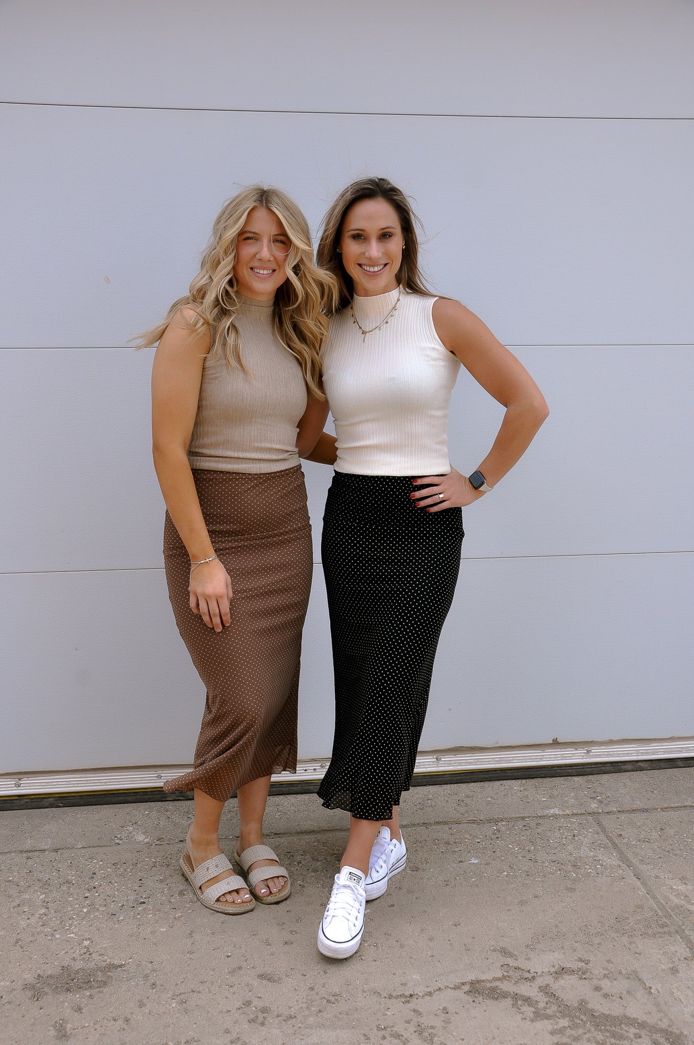 Sleeveless Turtleneck Knit Top