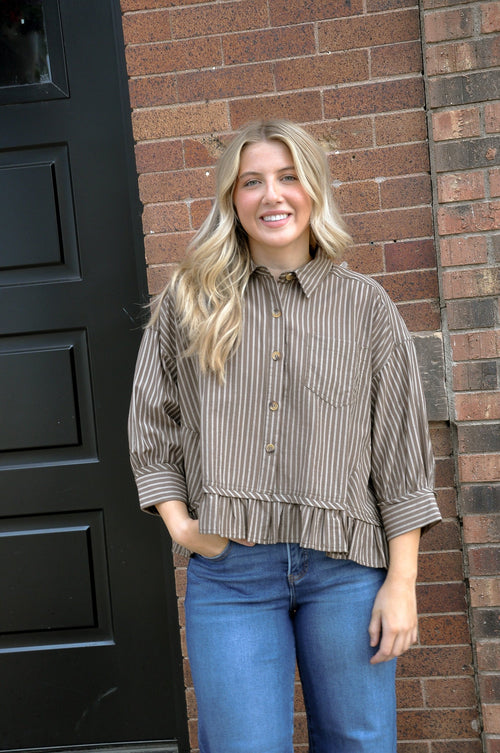 Striped Cropped Button-up Shirt