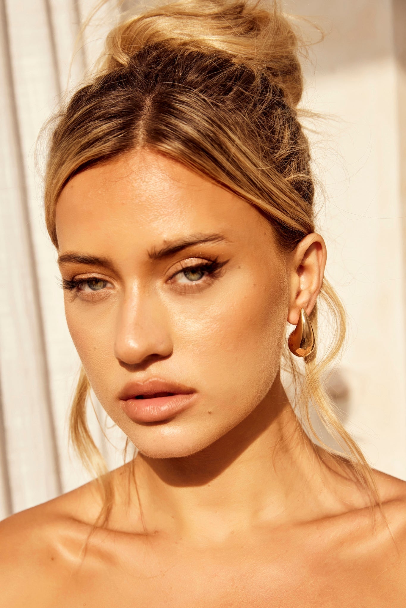 Ace Of Something Earrings - Gold